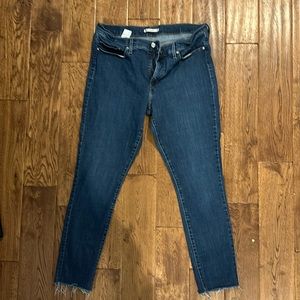 Levi’s women’s size 16 skinny shaping jeans